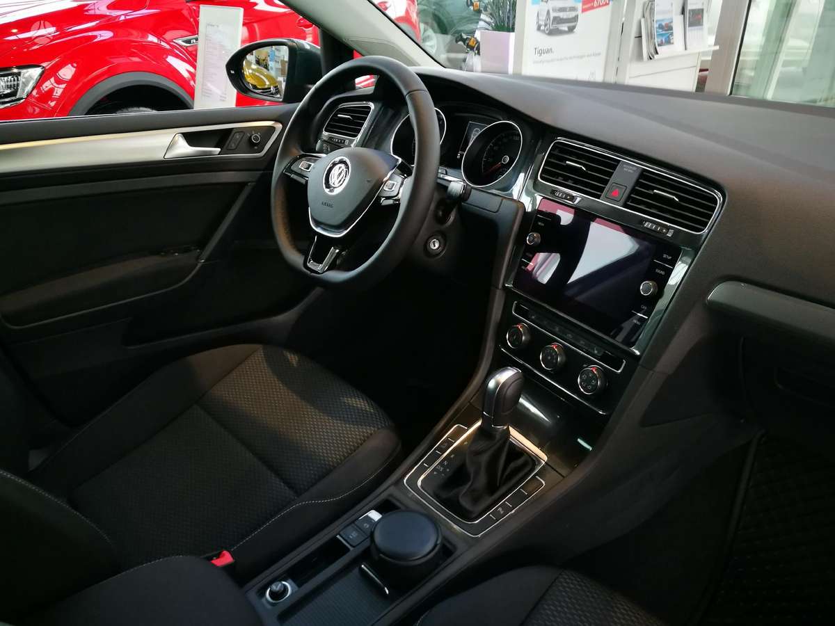 Volkswagen Golf, hatchback