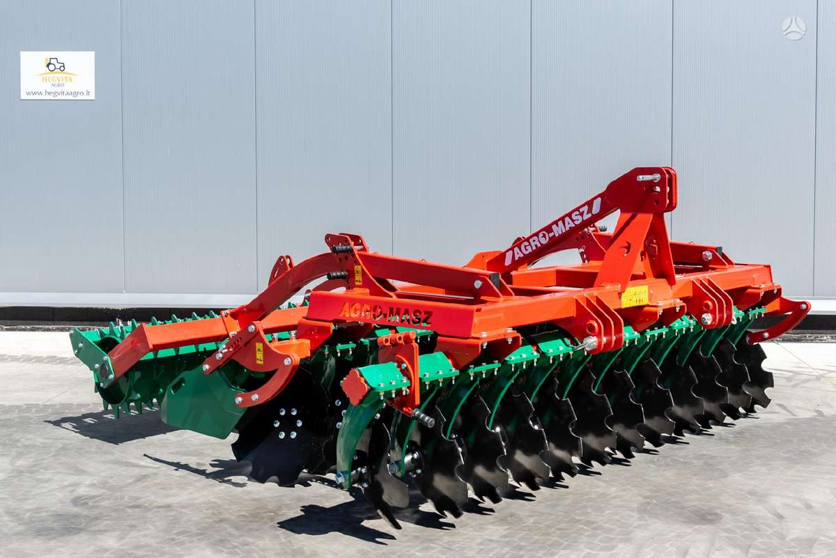 AGRO-MASZ BT30, скребки, скрубберы
