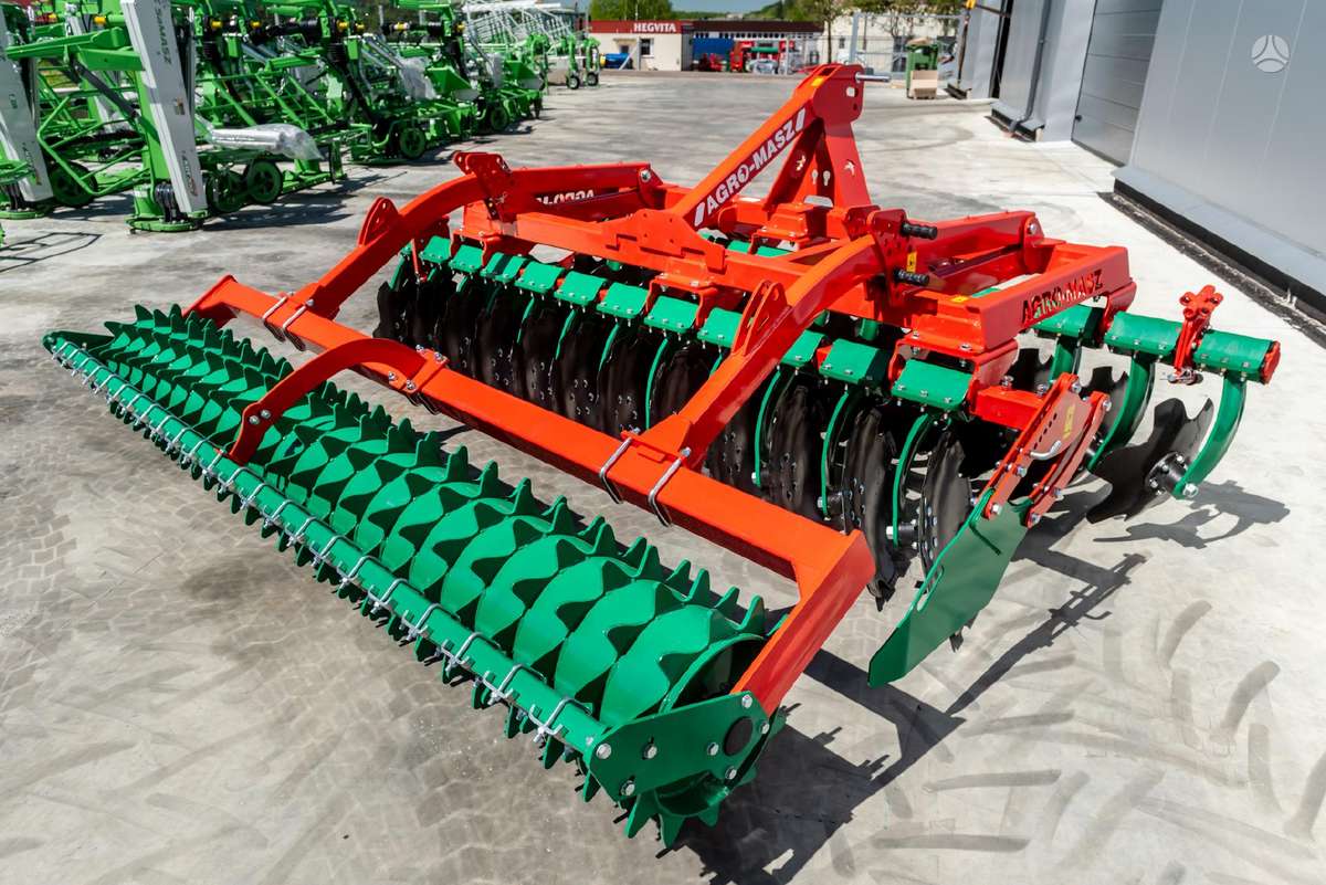 AGRO-MASZ BT30, скребки, скрубберы
