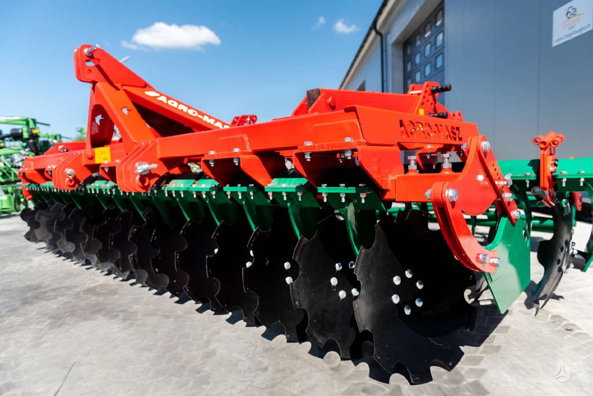 AGRO-MASZ BT40, скребки, скрубберы