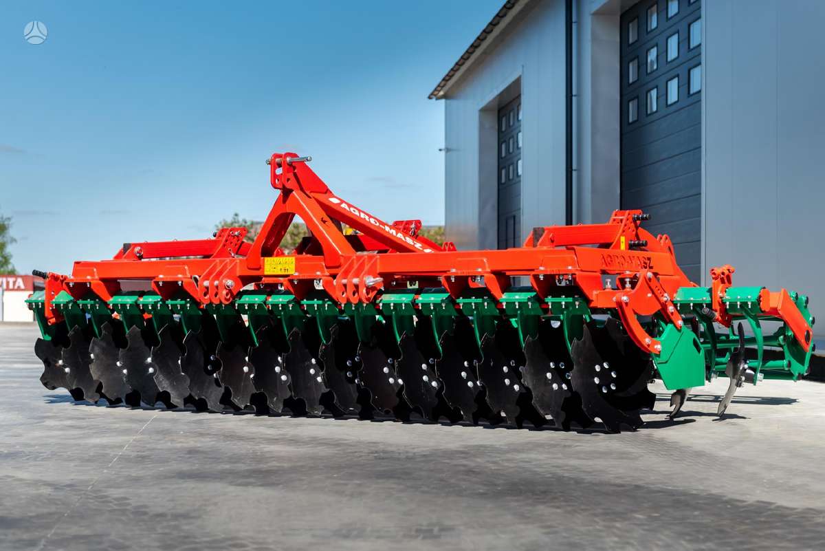 AGRO-MASZ BT40, scrapers, scrubbers