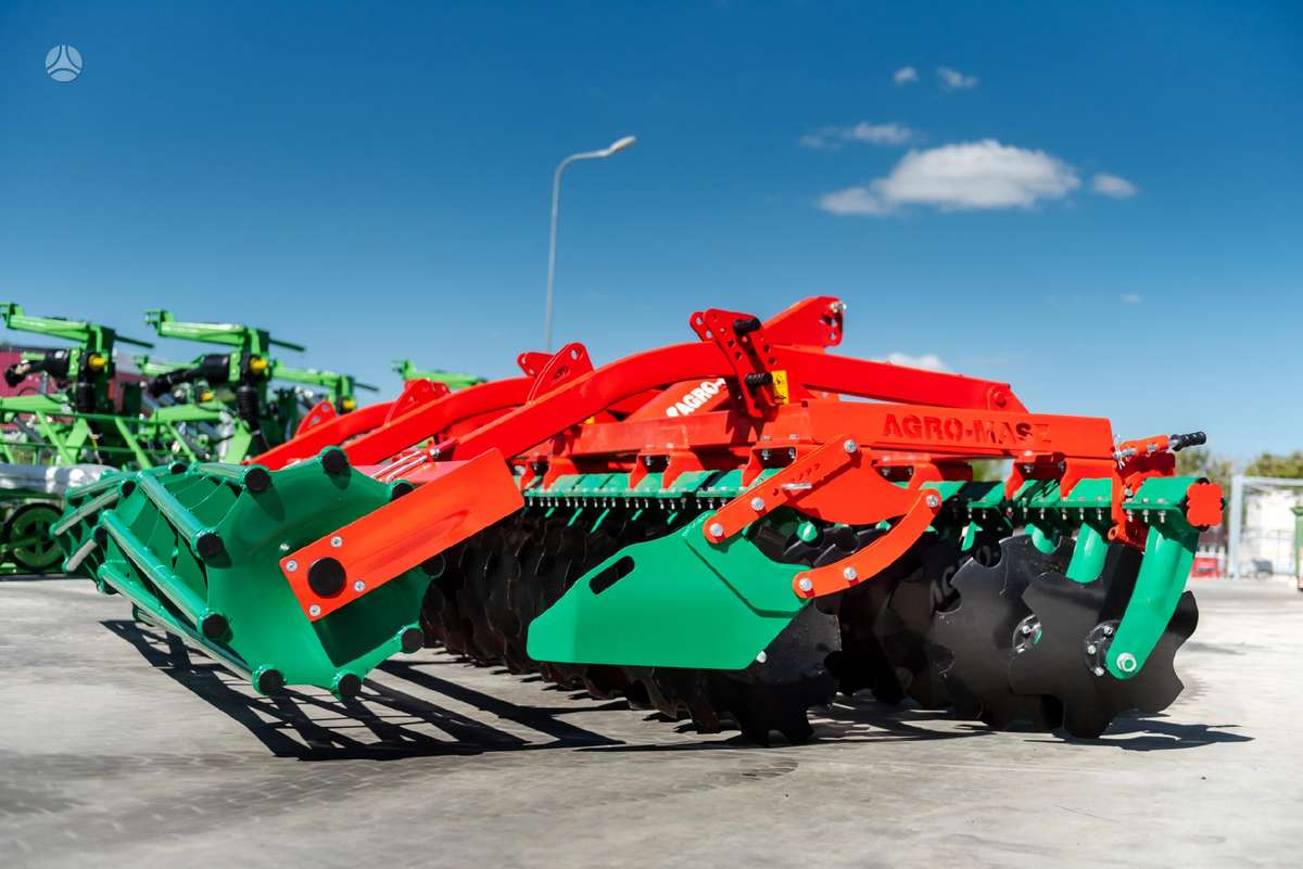 AGRO-MASZ BT40, scrapers, scrubbers