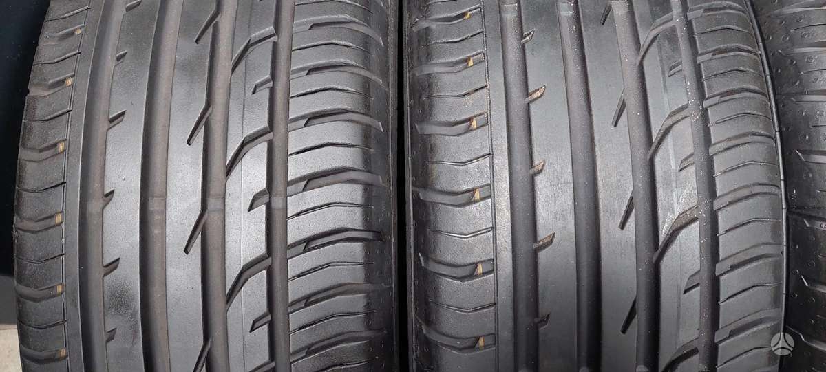 Continental, летние 215/55 R18