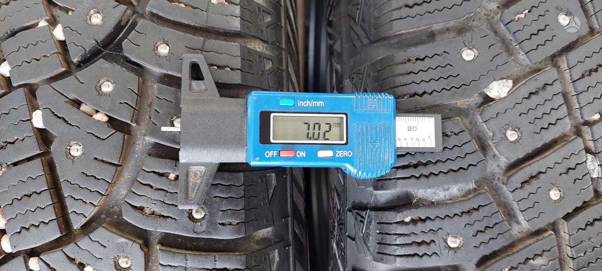 Continental, зимние 215/65 R17