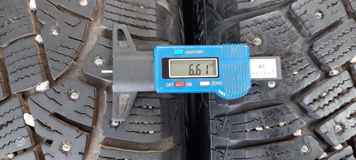 Continental, зимние 215/65 R17
