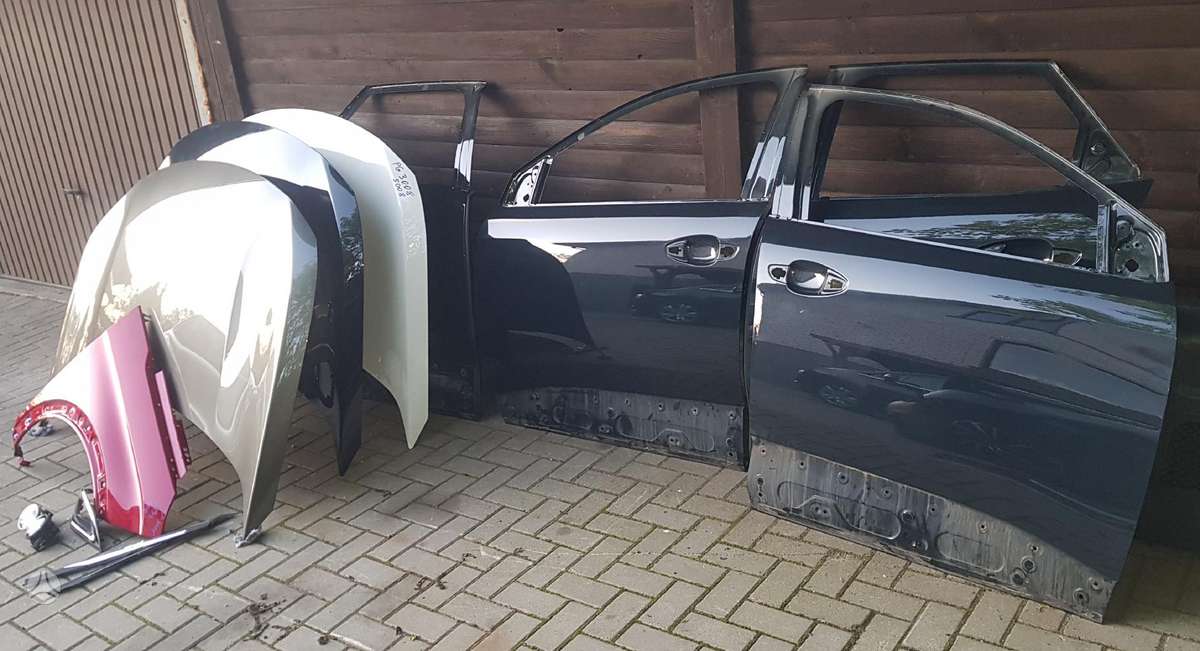 Peugeot 3008 kėbulo dalys