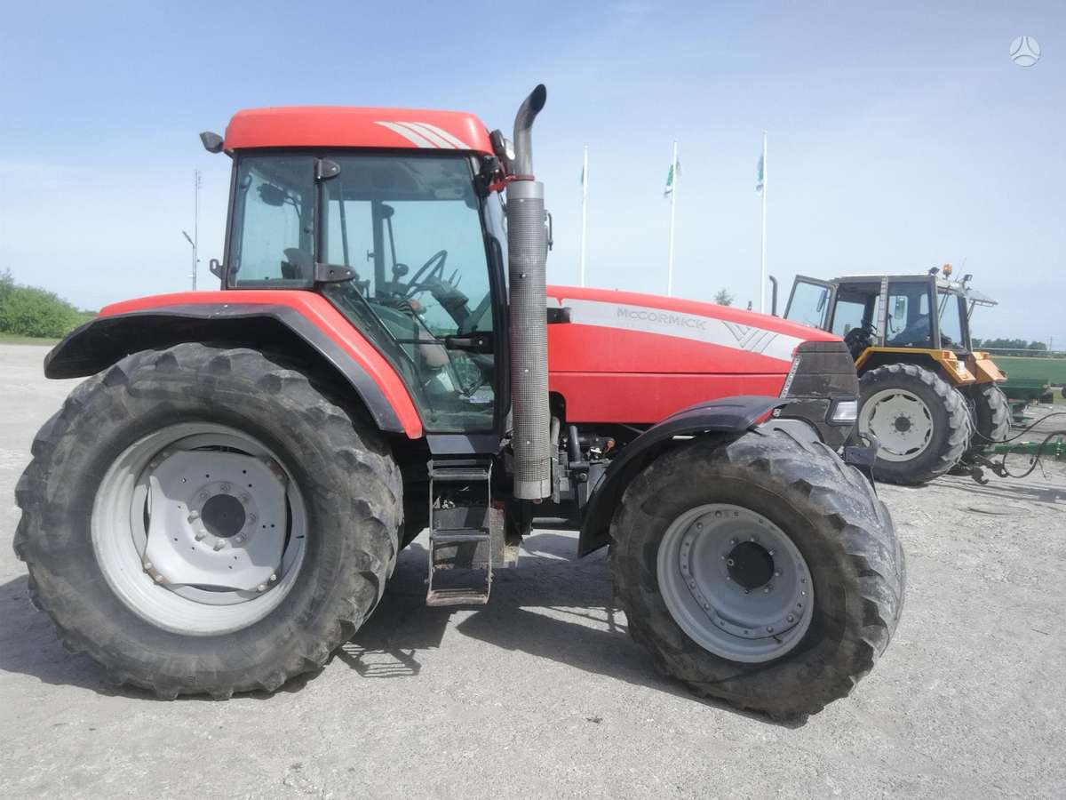 McCORMICK MTX135, tractors
