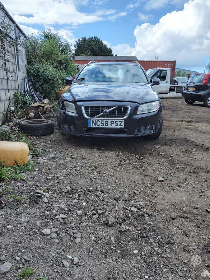 Volvo V70 rezerves daļās