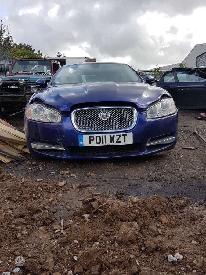 Jaguar XF по частям