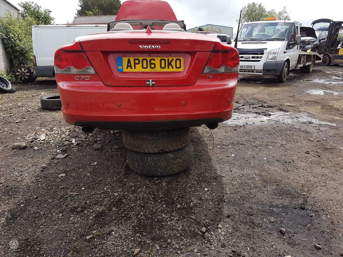 Volvo C70 по частям