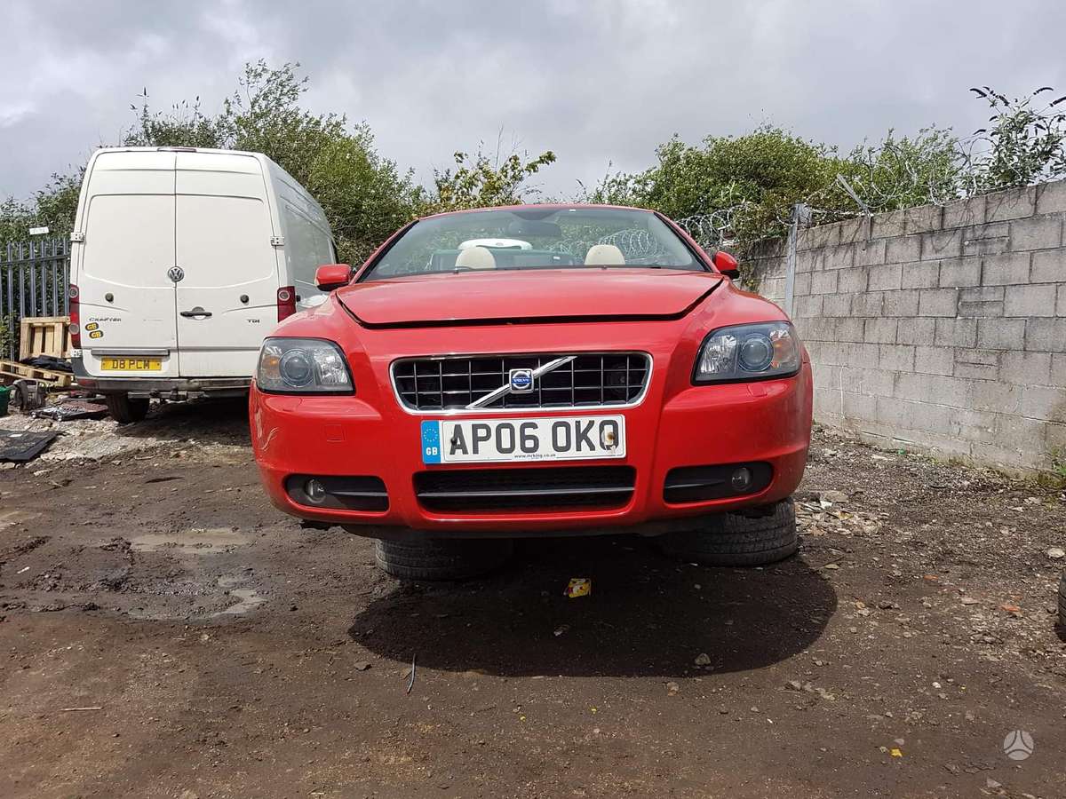 Volvo C70 по частям