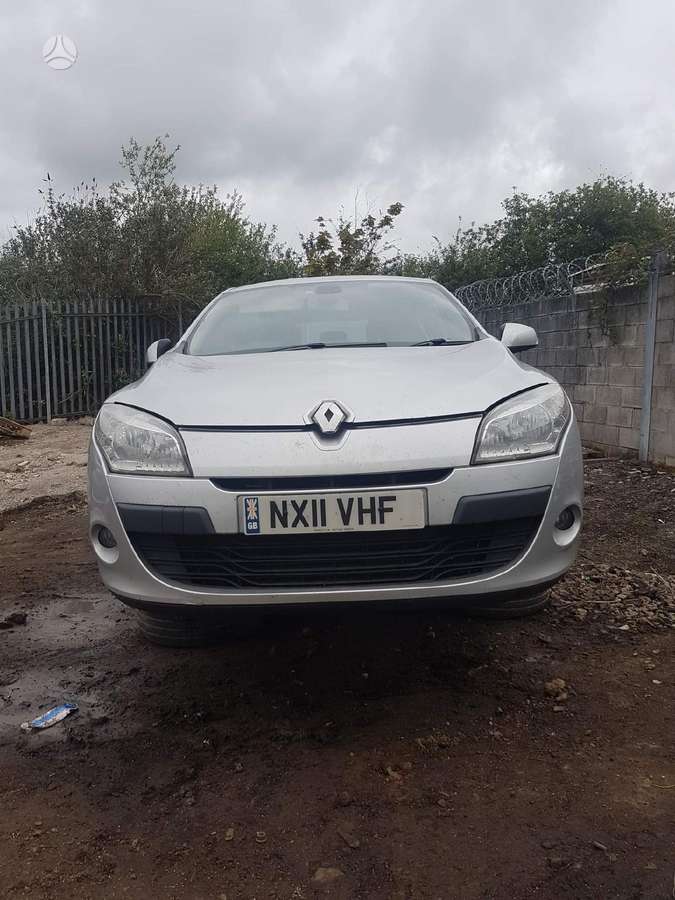 Renault Megane по частям