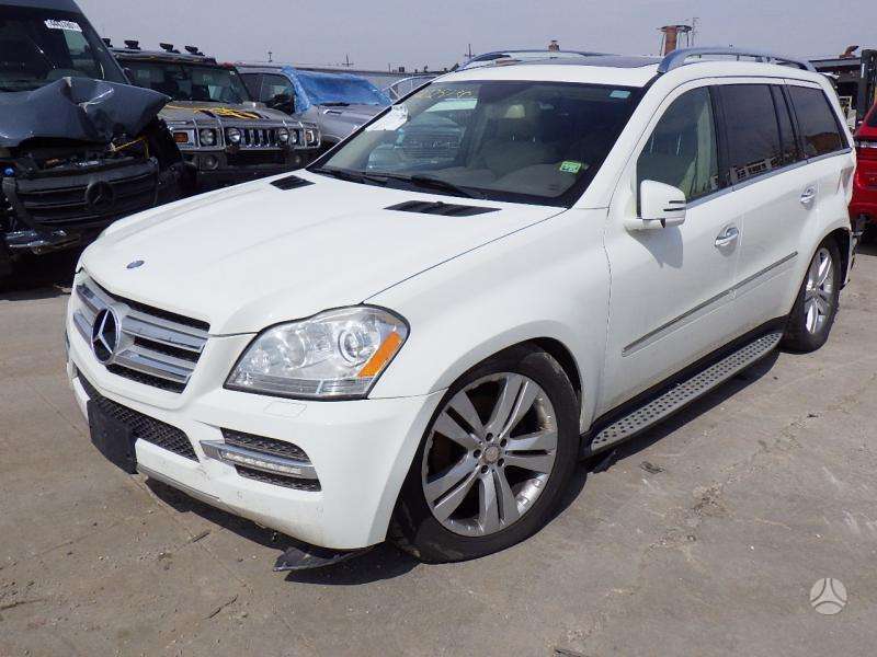 Mercedes-Benz GL450 Dalimis