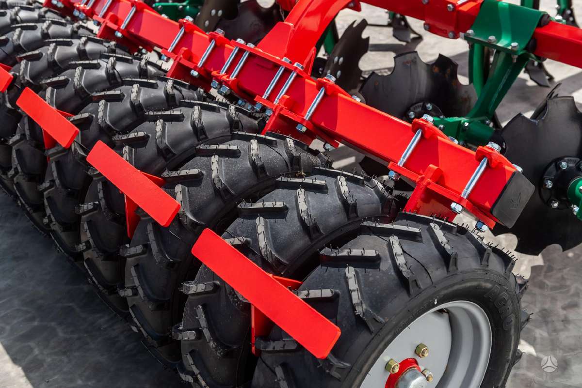 AGRO-MASZ RUNO30, скребки, скрубберы