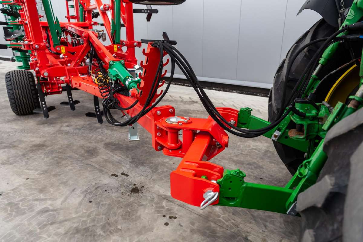AGRO-MASZ Runner X4, скребки, скрубберы
