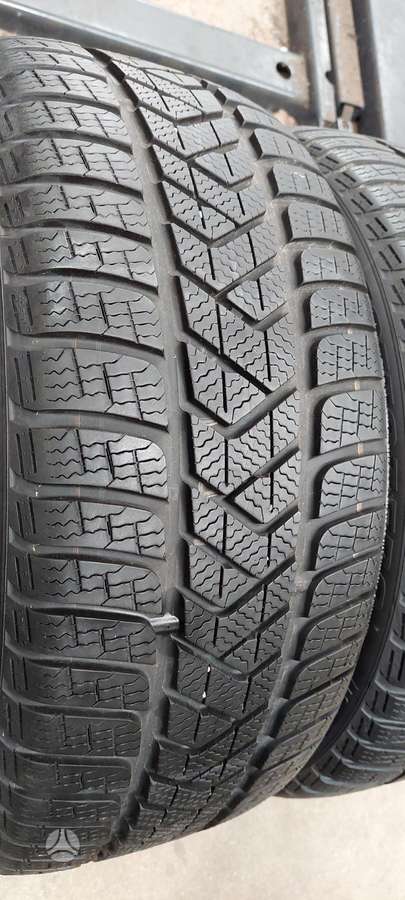 Pirelli, winter 225/40 R18