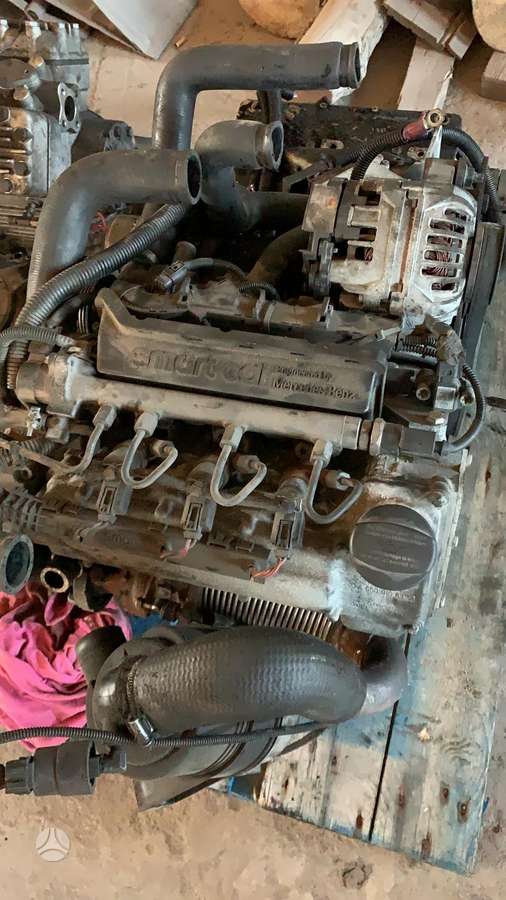 Smart Roadster engine parts