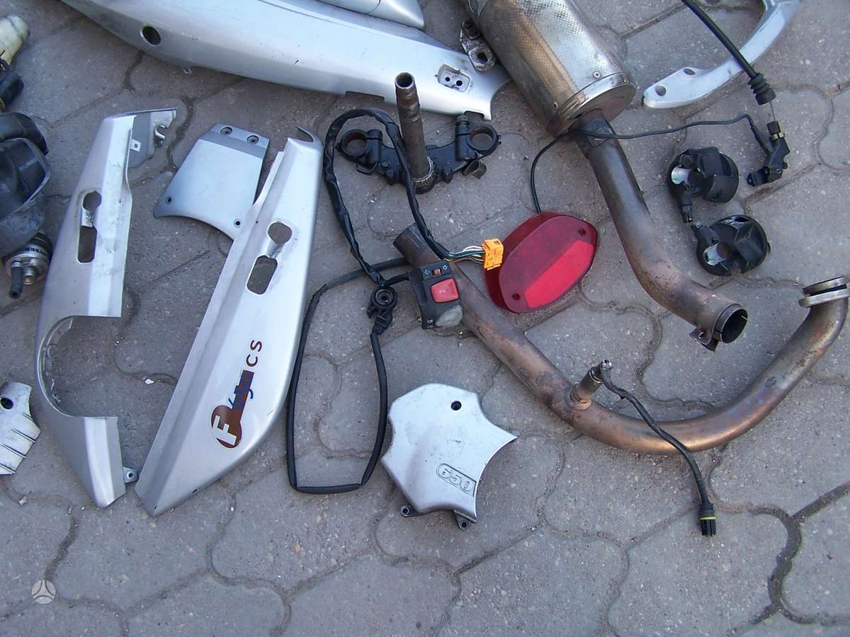 BMW F 650 CS, krosa / enduro