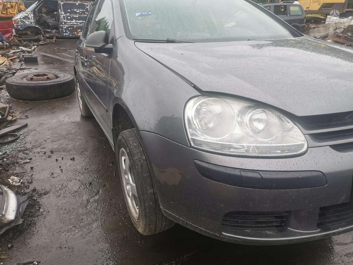 Volkswagen Golf rezerves daļās