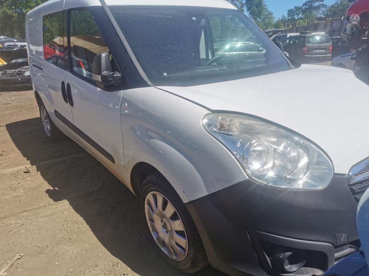 Opel Combo по частям
