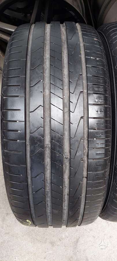 Hankook, vasarinės 235/45 R18