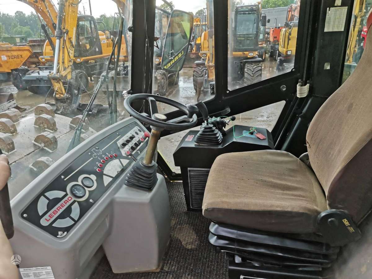 Bomag Lebrero X6, vibrator / compactor