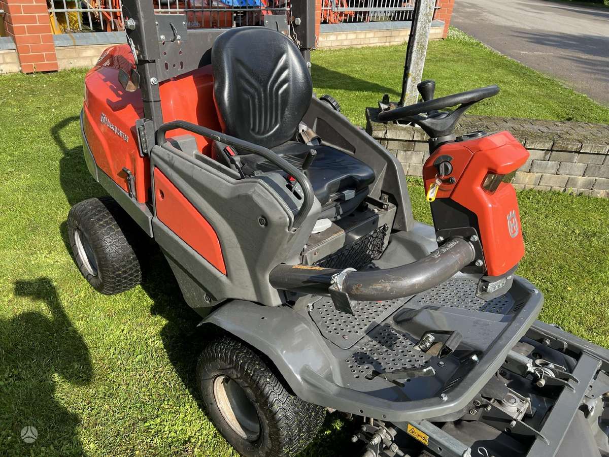 Husqvarna P520D, garden tractors