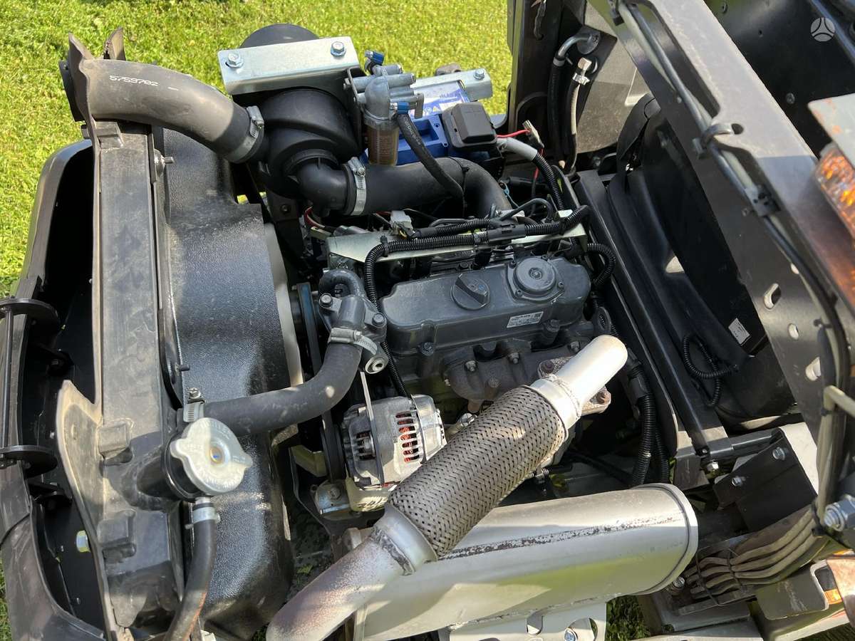 Husqvarna P520D, садовые тракторы