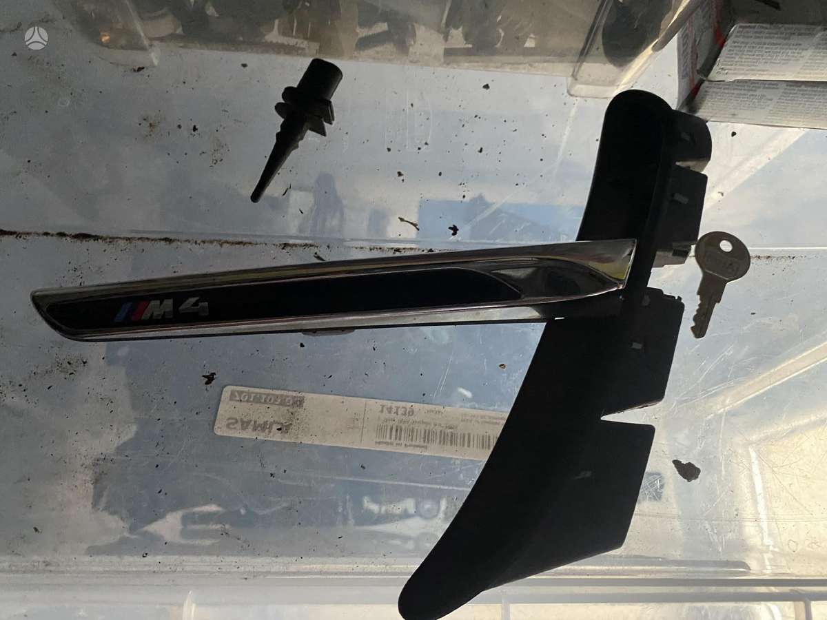 BMW M4 body parts