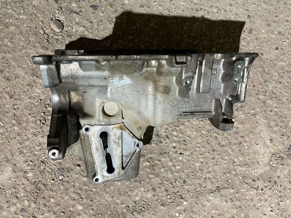 Nissan Navara, V9X, pistons, engine block