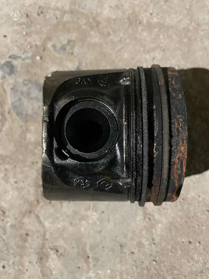 Nissan Pathfinder, V9X, поршни