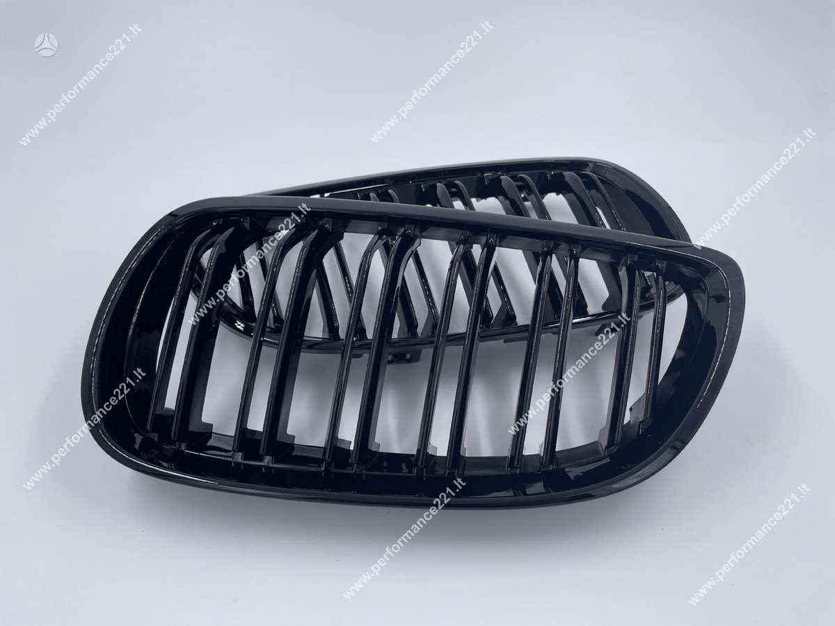 BMW E92-E93 (10-13) juodos, blizgios, dvigubos grotelės
