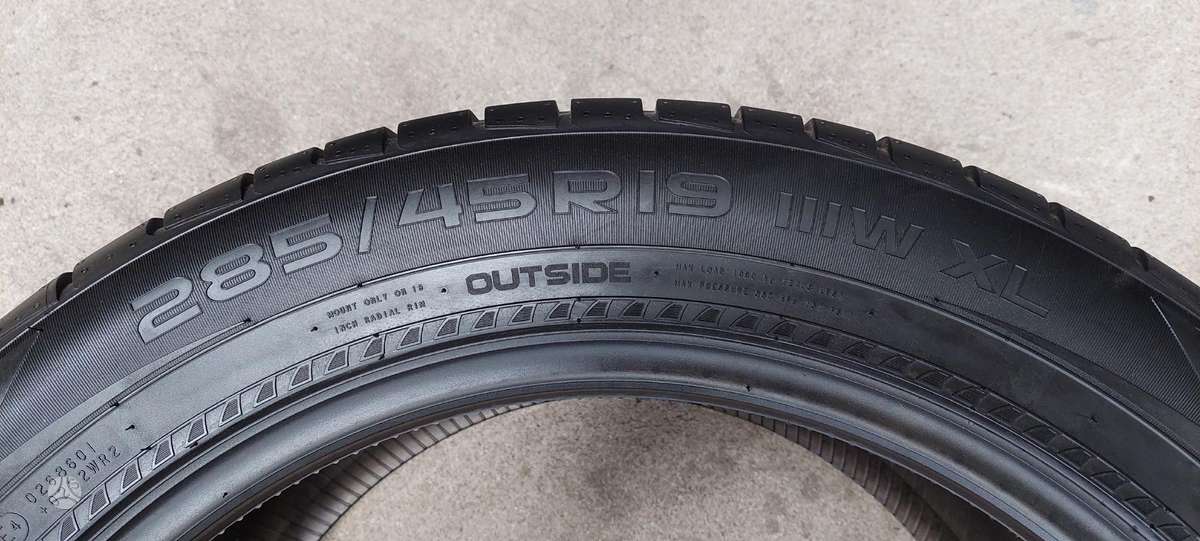Nokian, summer 285/45 R19