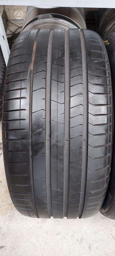 Pirelli, summer 305/40 R20