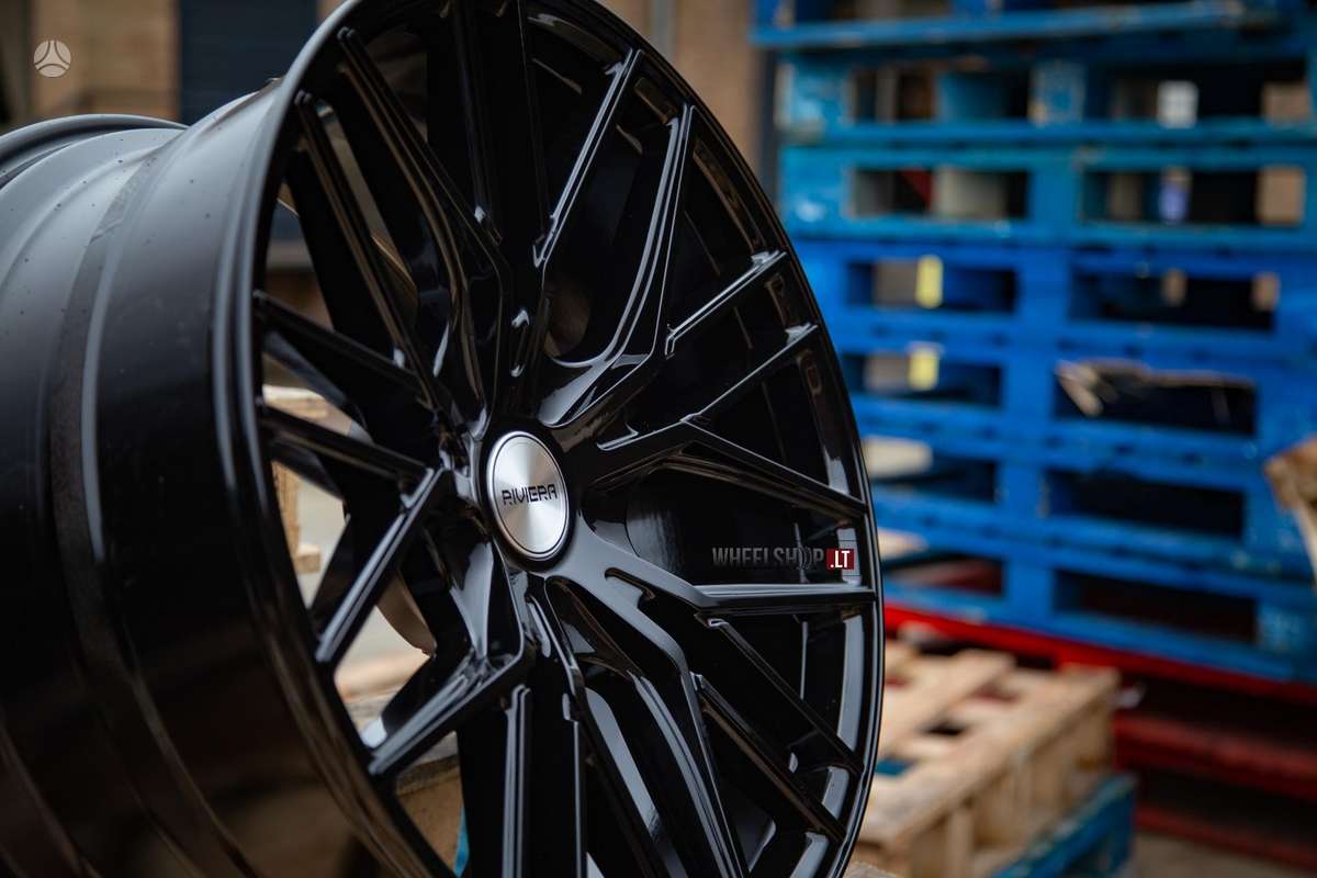 RIVIERA RV130 Gloss Black, легкосплавные , R22