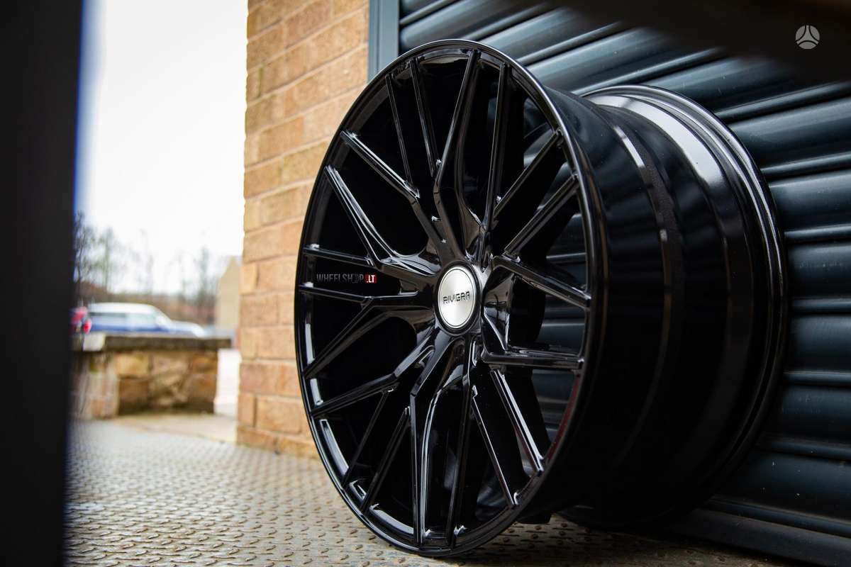 RIVIERA RV130 Gloss Black, легкосплавные , R22