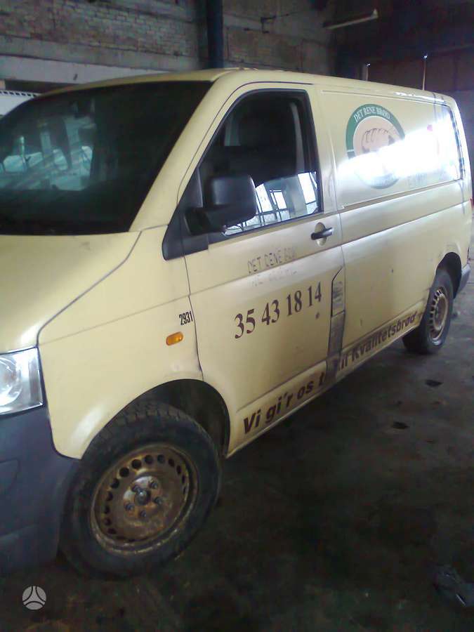 Volkswagen TRANSPORTER T5, cargo vans