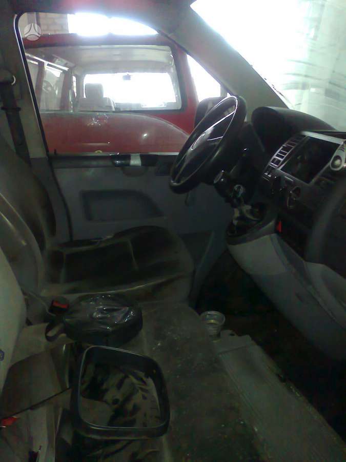 Volkswagen TRANSPORTER T5, cargo vans