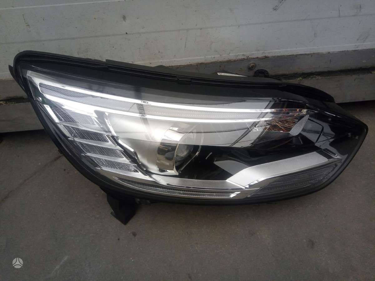 Renault Scenic bumpers