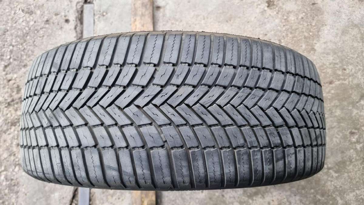 Bridgestone Weather Control A005, universalios 245/45 R20