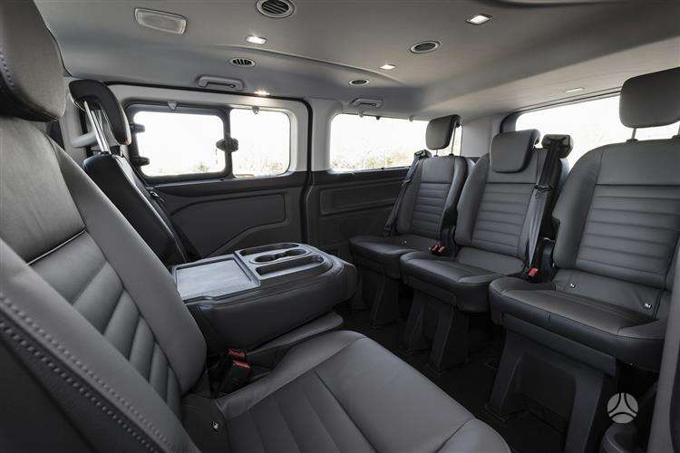 Ford Tourneo Custom, passenger minibus