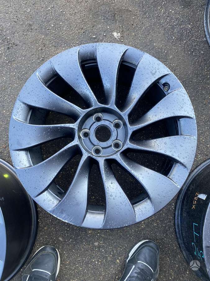 TESLA, lengvojo lydinio, R19
