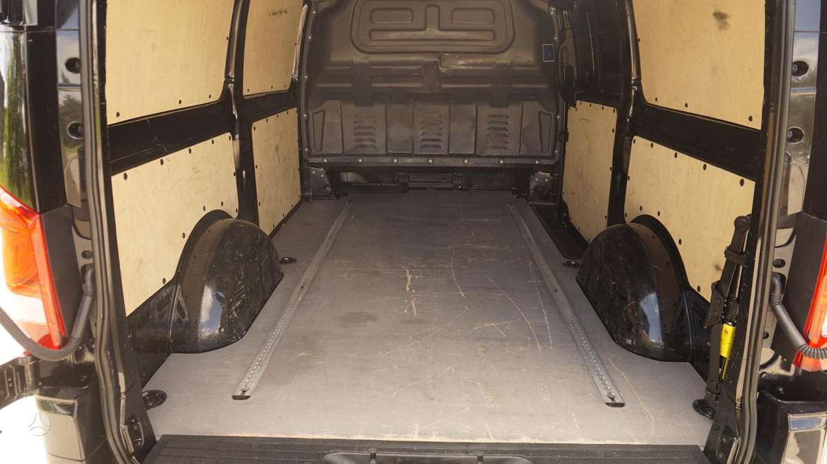 Mercedes-Benz Vito, cargo van