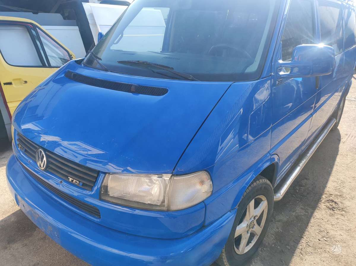 Volkswagen Caravelle, passenger vans