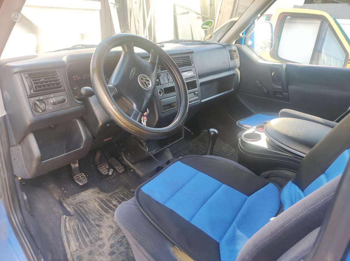 Volkswagen Caravelle, passenger vans