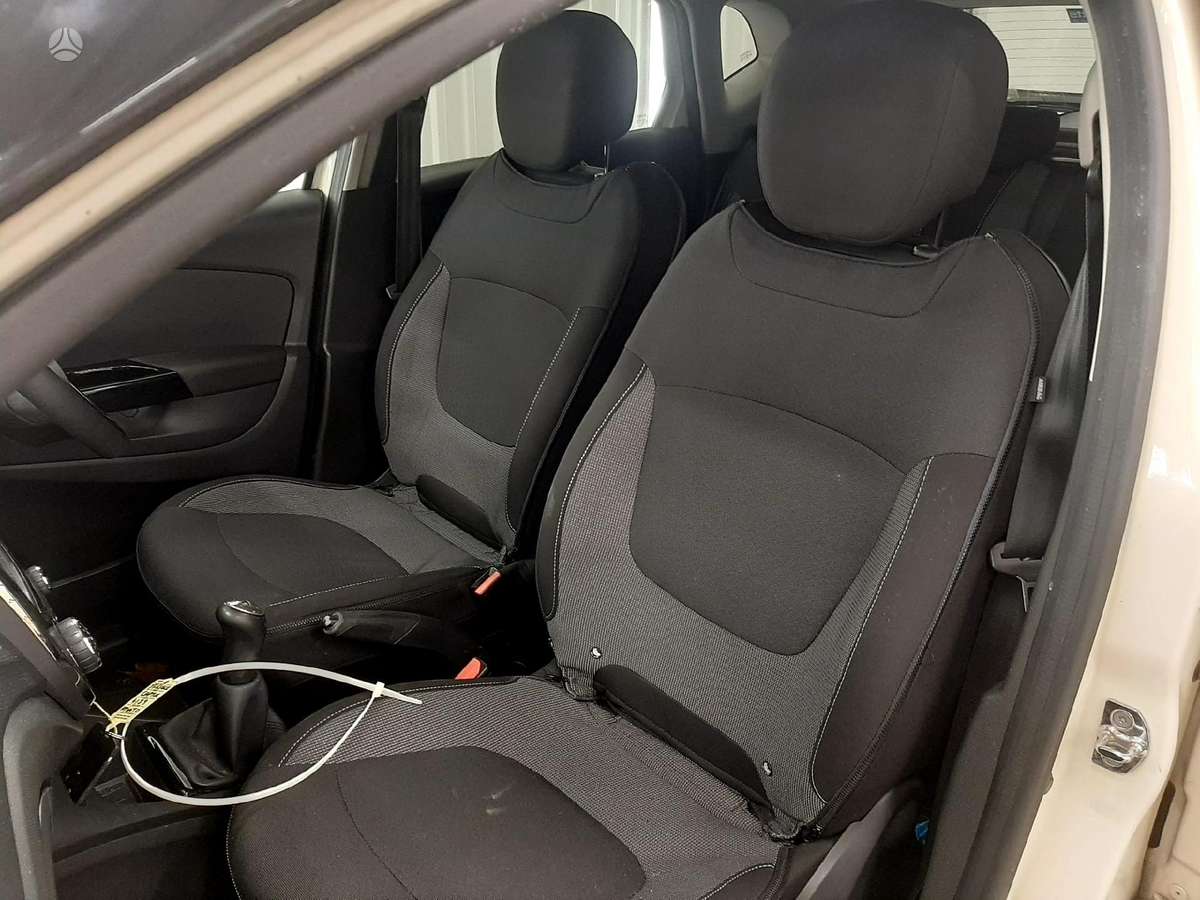 Renault Captur по частям
