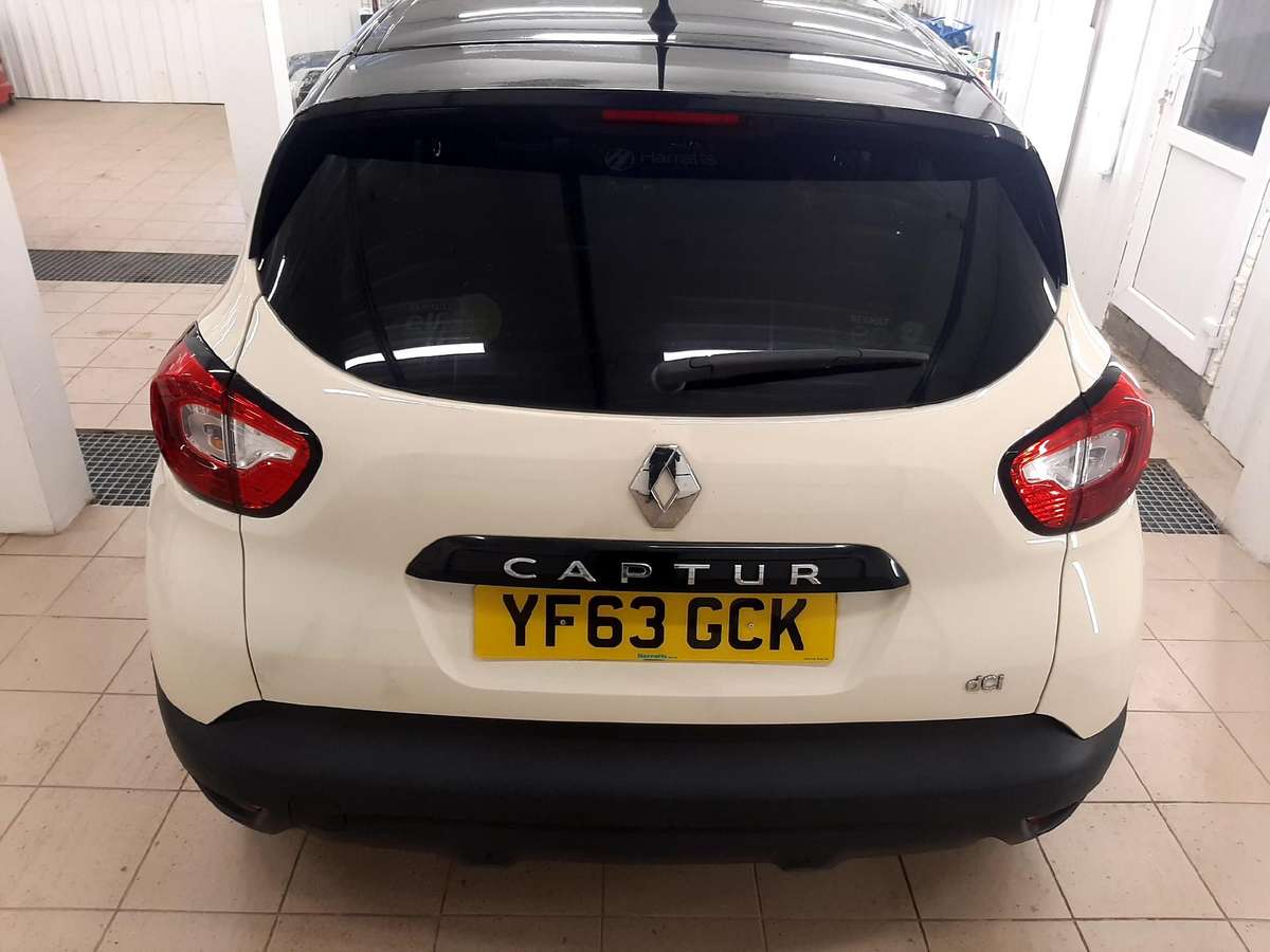 Renault Captur dalimis
