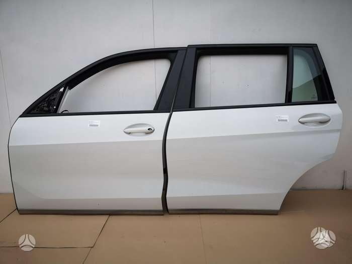 BMW X7 durys, veidrodėliai