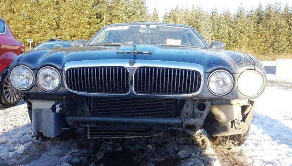 Jaguar XJ