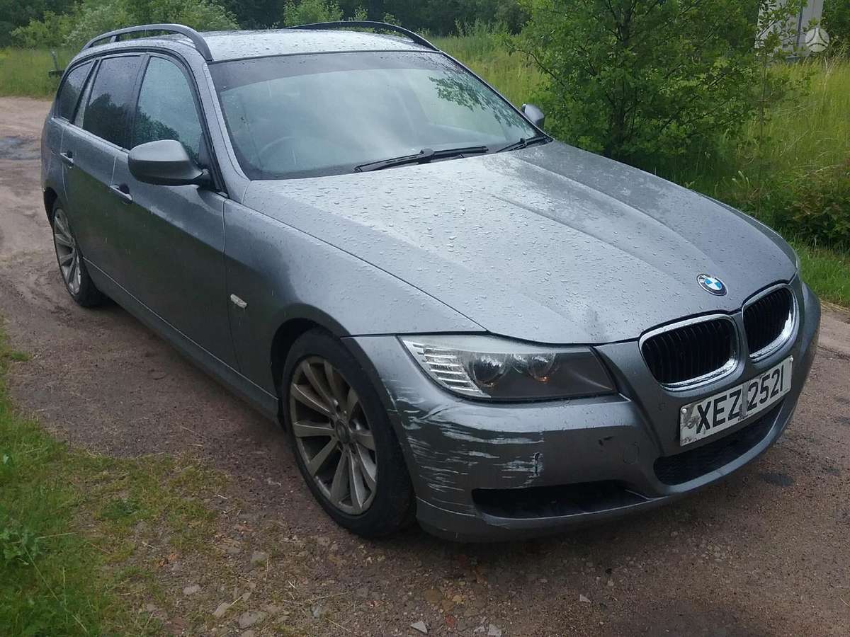 BMW 320